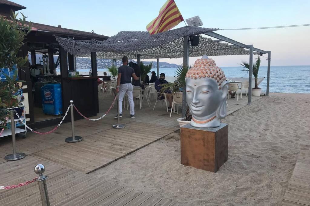 Charme Et Simplicite De Ce Nouveau Bien Empuriabrava Exterior photo