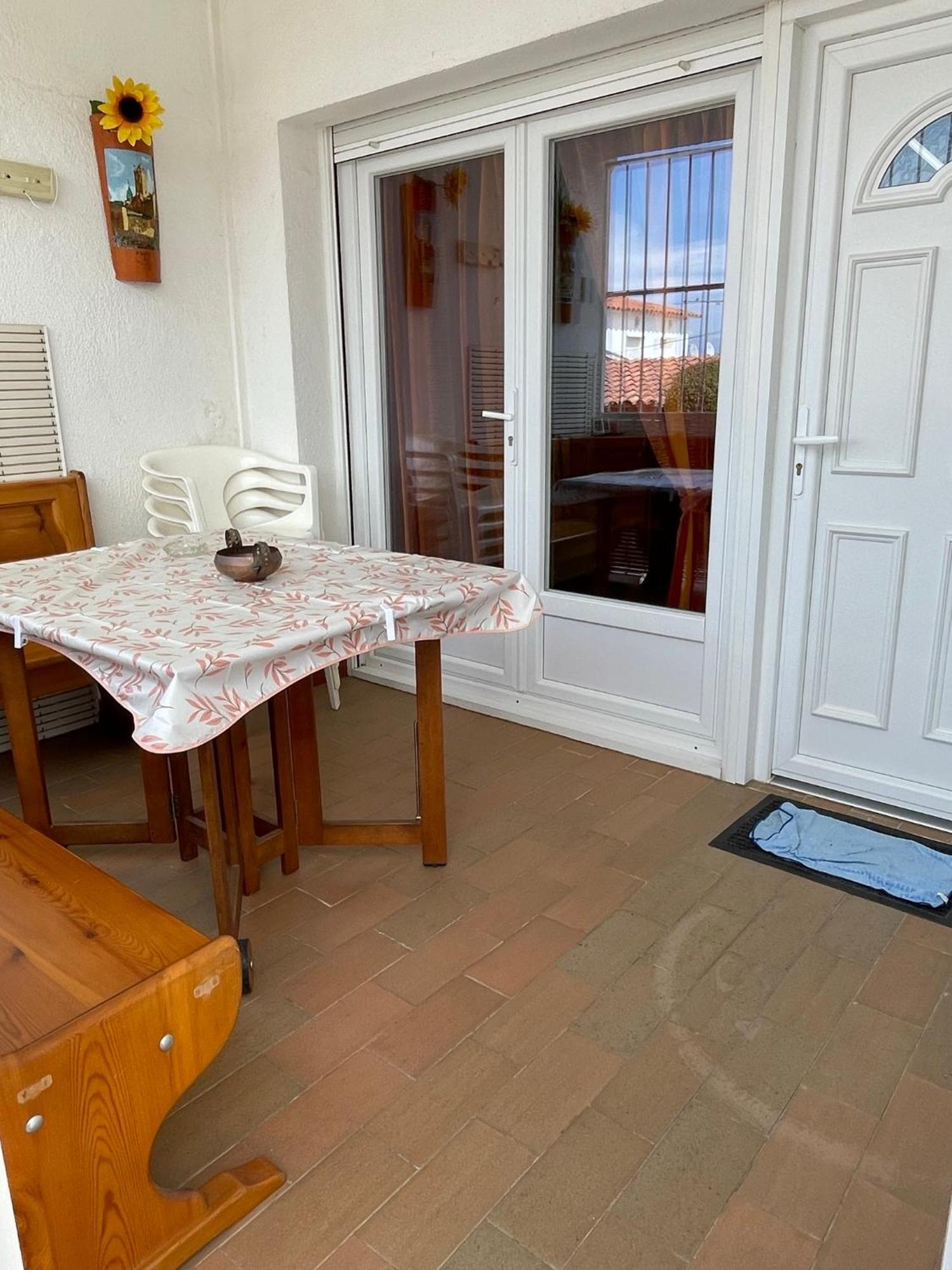 Charme Et Simplicite De Ce Nouveau Bien Empuriabrava Exterior photo